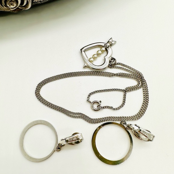 Vintage Trifari Earrings & Heart Necklace - Picture 9 of 17